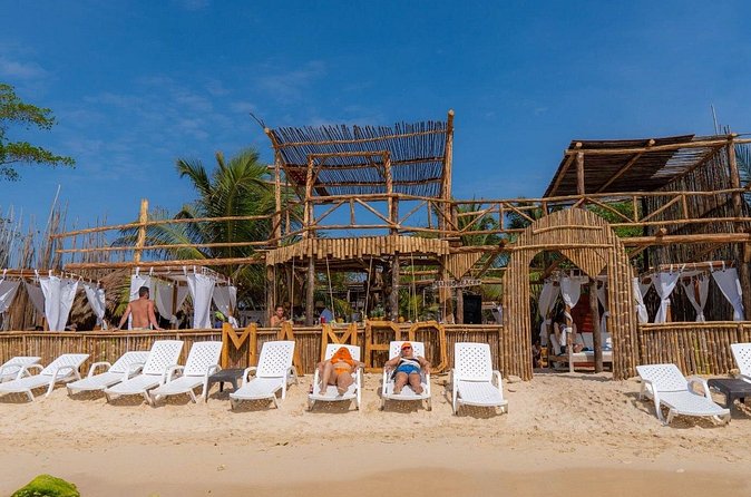 Full Day Experience in Playa Blanca with Lunch - Playa Blanca: Sun Chairs, Lunch, and the Public-Beach Feel