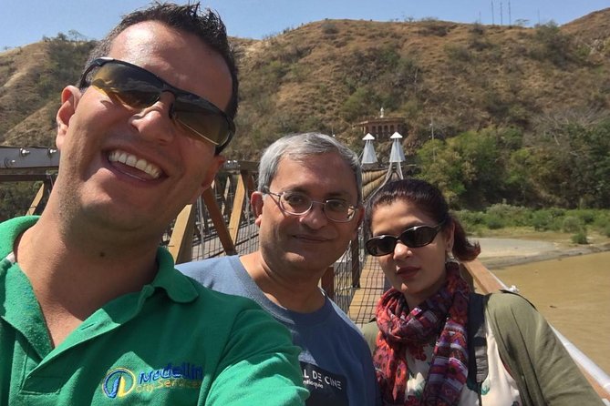 Full-Day Private Colonial Santa Fe de Antioquia Tour - How the day usually runs with a private driver/guide