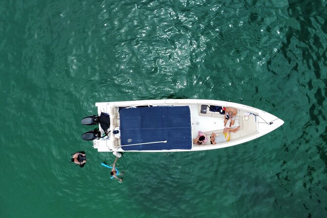 Full Day Private Tour of the Rosario Islands by Boat 29/30 ft - How the Day Starts: Bocagrande Marina to Open Water