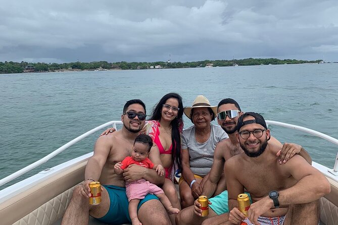 Full Day Private Tour of the Rosario Islands by Boat 29/30 ft - What This Trip Actually Includes, and Why That Matters