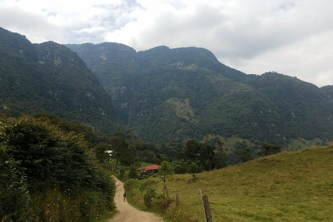 Full-Day Private Tour to La Chorrera Waterfall and El Chiflón - La Chorrera: Colombia’s 590-meter main drop