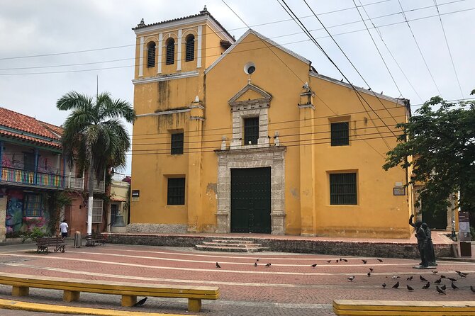 FULL TOUR WITH LUNCH IN FAVORITE PLACE OF ANTHONY BOURDAIN - Should you book this Cartagena tour?