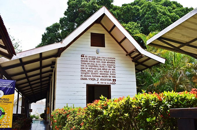 Gabriel Garcia Marquez literature tour in his native Aracataca - Stop 2: Casa Museo Gabriel Garcia Marquez for Real Life Details