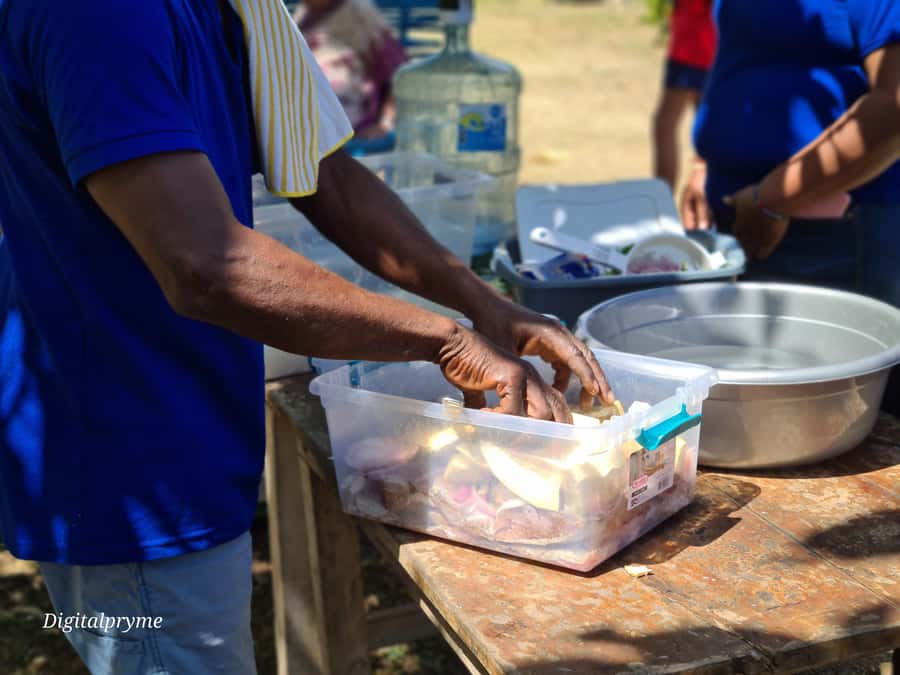 Gastronomic and musical experiences in San Andres Rondontour - Tasting the rondón: eating what you helped cook