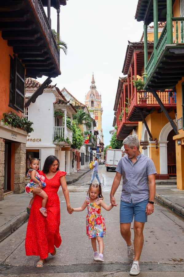 Gastronomic tour and professional photos in the old city - Key things to know before you go