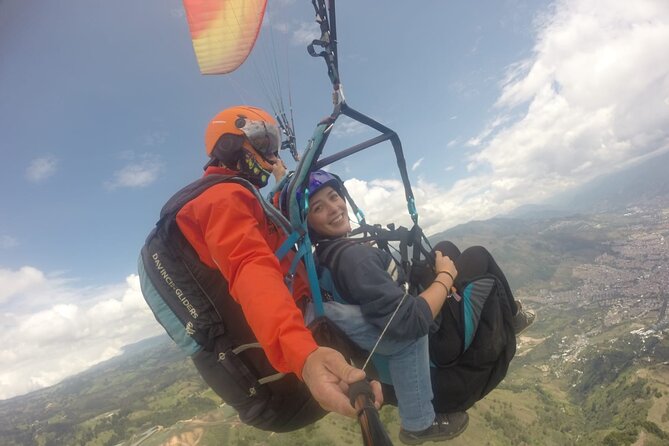 Go Paragliding in Medellín with private transporter service - What the itinerary feels like in real time (and why it matters)