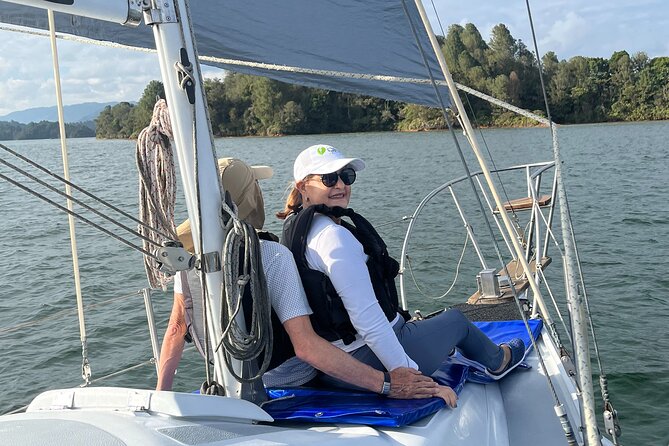 Go Sailing Guatape - Peñol Stone from the Water: The View That Makes You Slow Down