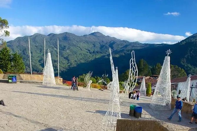 Gold Museum and Monserrate Private Half-Day Tour - Teleferico de Monserrate: the ride up and how to enjoy it