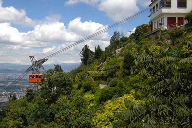 Gold Museum and Monserrate Private Half-Day Tour - What to expect from the guide and language support