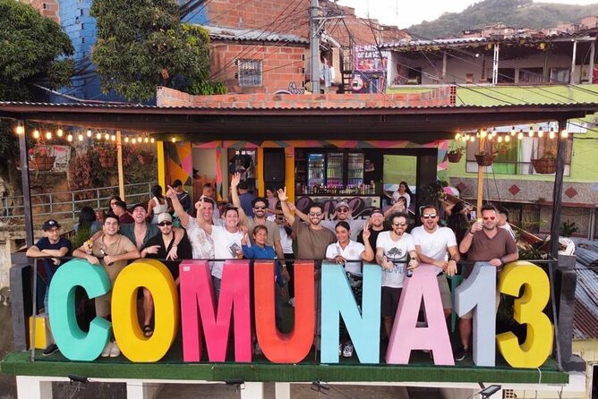 Graffiti Tour | Commune 13 guided by locals - Key highlights worth penciling in