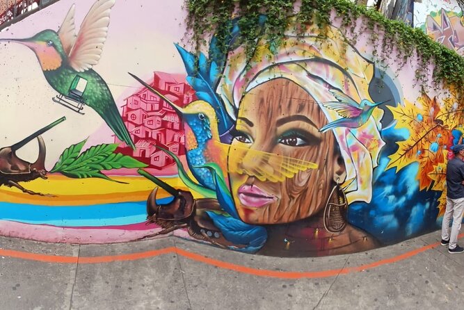 Graffiti Tour | Commune 13 guided by locals - Who this tour is best for, and who might want another option