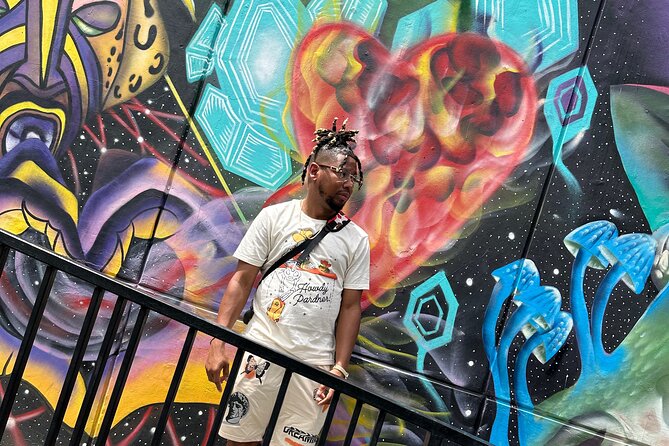 Graffiti Tour | Commune 13 guided by locals - Should you book? My take for your Medellín plans