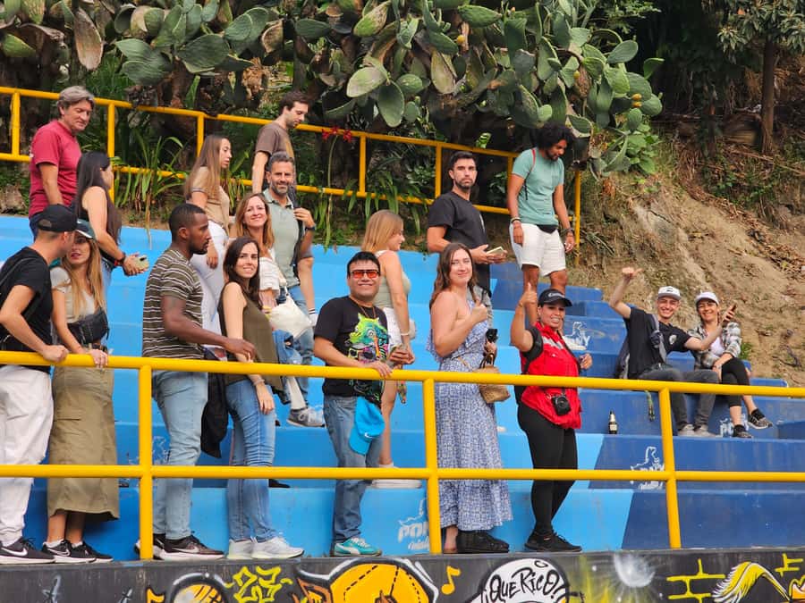 Graffiti Tour comuna 13 and cable car (made by local guides) - San Javier, cable car lift-off, and getting your bearings fast