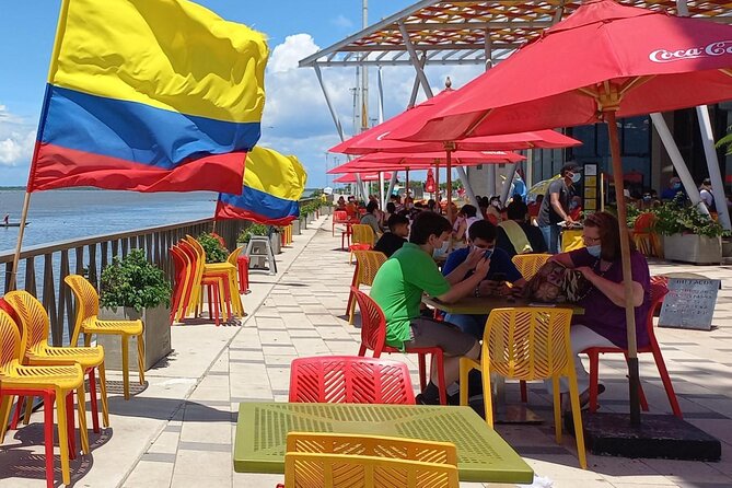 Gran Malecón, Carnaval Museum and Downtown Barranquilla City Tour 6H - Stop 3: Gran Malecon on La Loma Island, a Riverside Reset