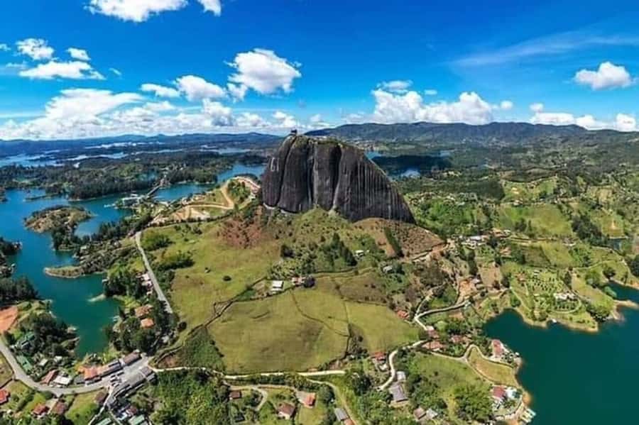 Guatape and El Peñol Rock Tour: Private or Shared - Conquering Piedra del Peñol: the stairs, the viewpoint, and the why