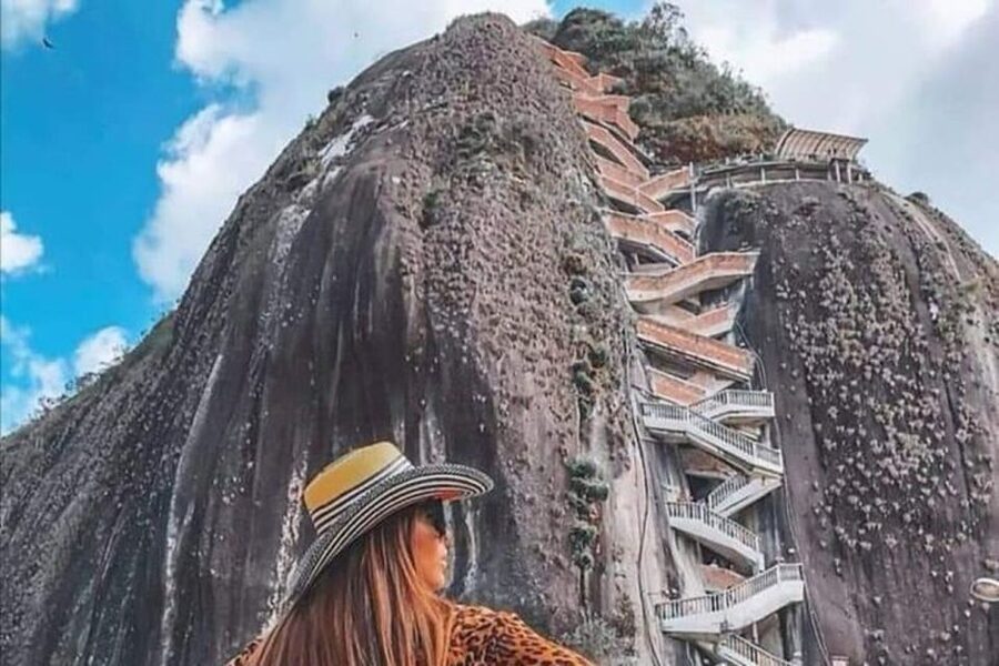 Guatape and El Peñol Rock Tour: Private or Shared - Private option: the reservoir boat cruise and the flooded-town reminders