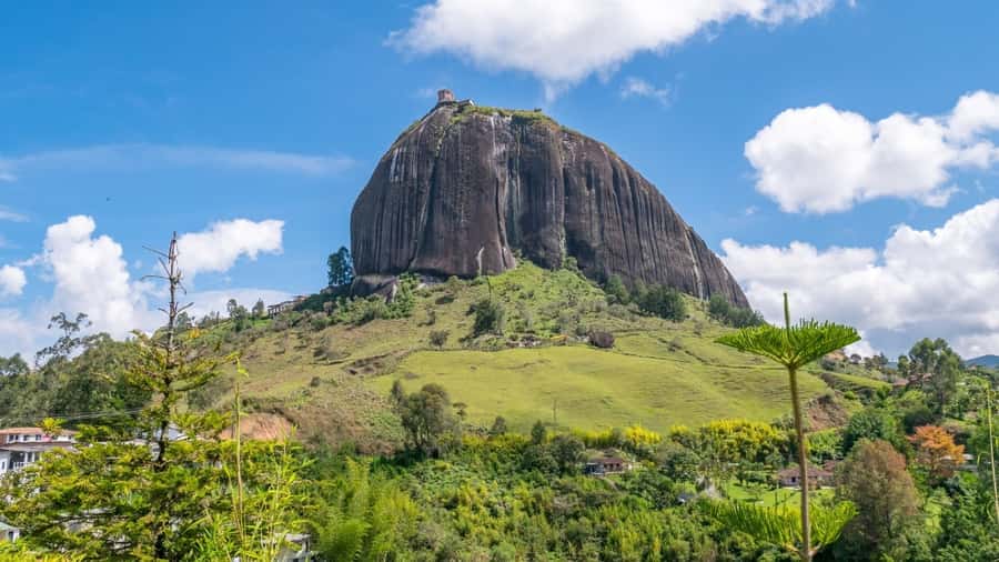 Guatape and El Peñol Rock Tour: Private or Shared - Shared option: a smarter, shorter way to get the core highlights