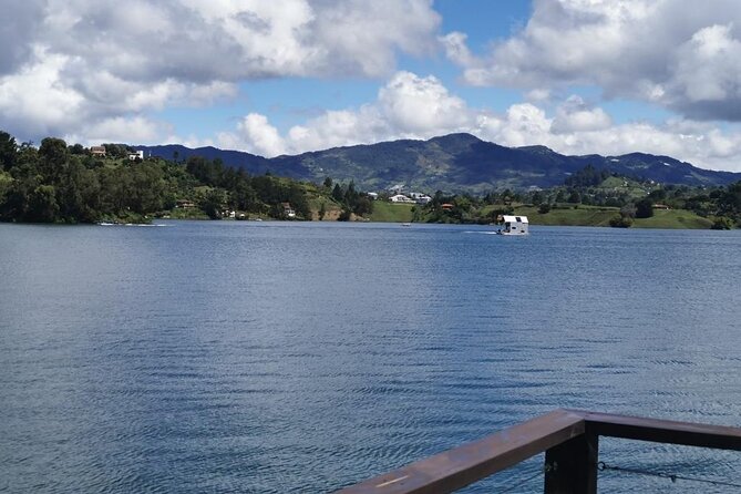 Guatape and El Peñol town and dam tour from Medellin - Who should book, and who might want to skip it