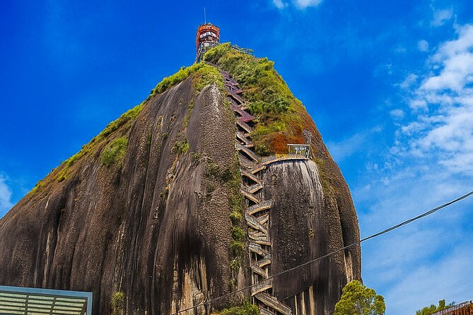 Guatapé and Peñol Private Full Day Tour from Medellín - A full-day Guatapé and Peñol route from Medellín