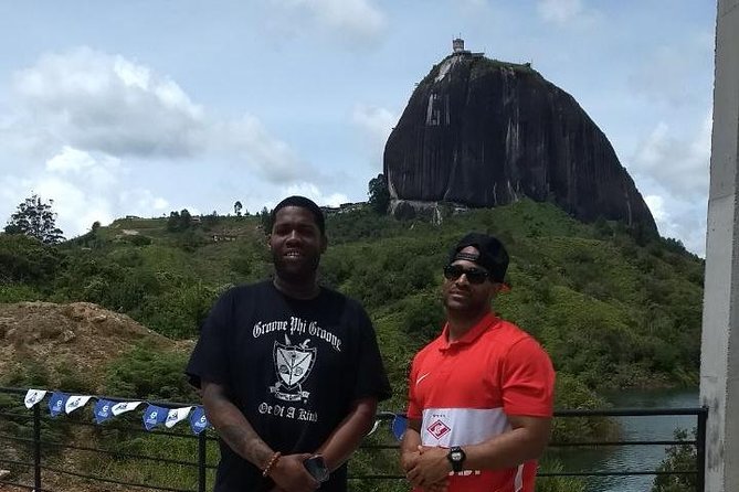 Guatape and Peñol Rock Full-Day Tour - Guatapé Dam Walk, Lake Views Without the Big Rush
