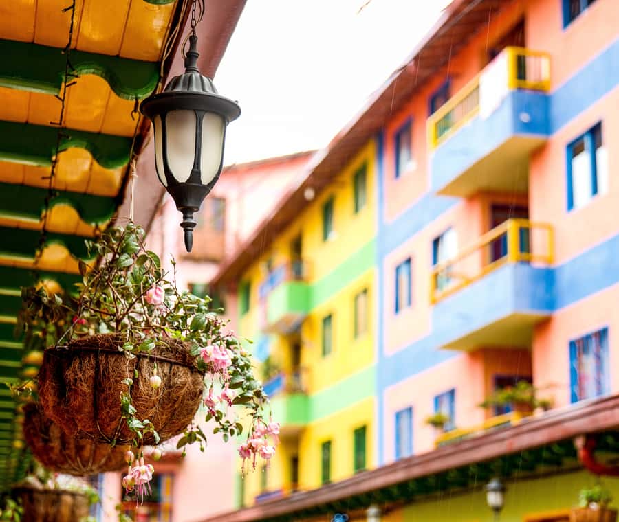 Guatapé: Day trip with Transport, Food & Boat - Lake Time: The Boat Trip That Lets You Breathe