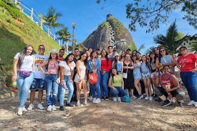 Guatapé Full Day Tour - Piedra del Peñol with meals & boat tour - Meeting in Laureles at 7:00 am, and why the start time matters