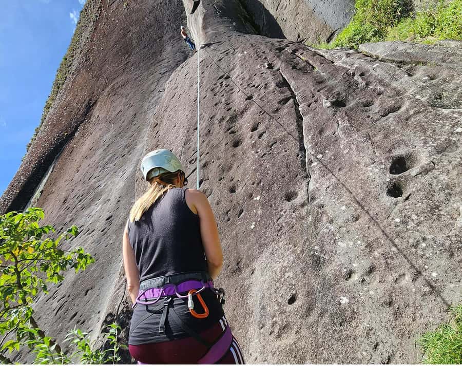 Guatapé: Iconic rock climbing for beginners and experts. - Who should book this, and who should skip it