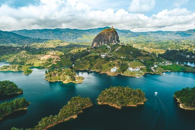 Guatapé Tour - Why Guatapé and Peñol de Guatapé is a great full-day fit
