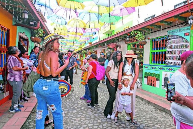 Guatape Tour from Medellin (Shared and Private Tour) - La Piedra del Peñol: optional climb, major payoff