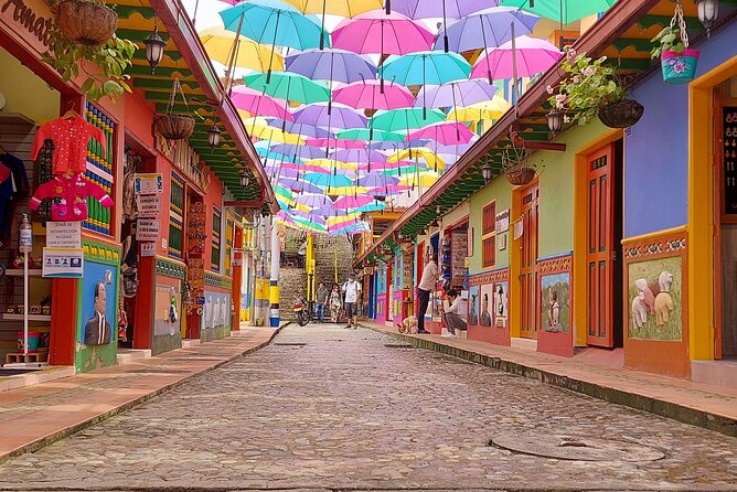 Guatapé Tour: Piedra del Peñol with Boat Tour, Breakfast, Lunch - Price and Value: What $39 Buys, Plus the One Big Extra