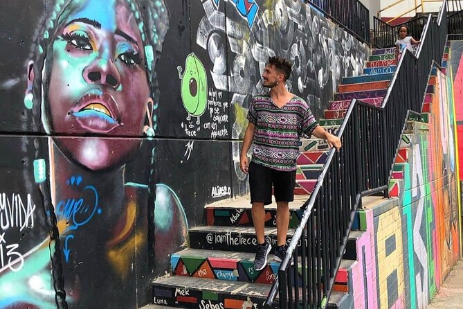 Guided Tour of Comuna 13 Medellín with Snacks Included - Where You Meet In San Javier And How To Arrive Easy