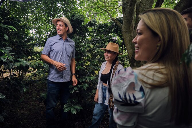 Height Coffee Tour - Biodiversity walk: flowers, fruit sampling, and why your guide points everything out