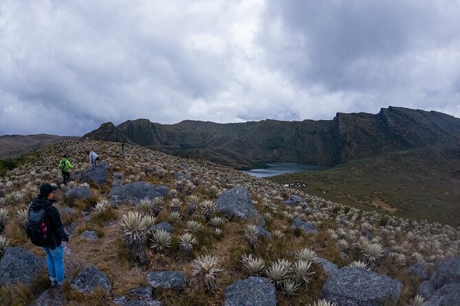 Hiking Chingaza Páramo, Siecha Lagoons - Leaving Bogotá for La Calera: breakfast, warmth-up, and a proper park intro