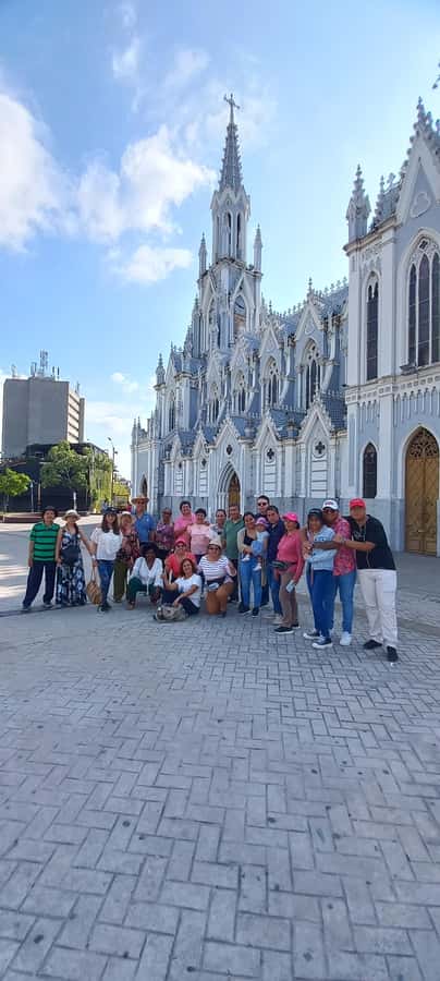 Historical Salsa Tour - Meeting Point Near Iglesia Ermita and Río Cali