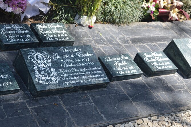 Historical Tour in Pablo Escobar - San Javier Cable Metro, Comuna 13 From the Air
