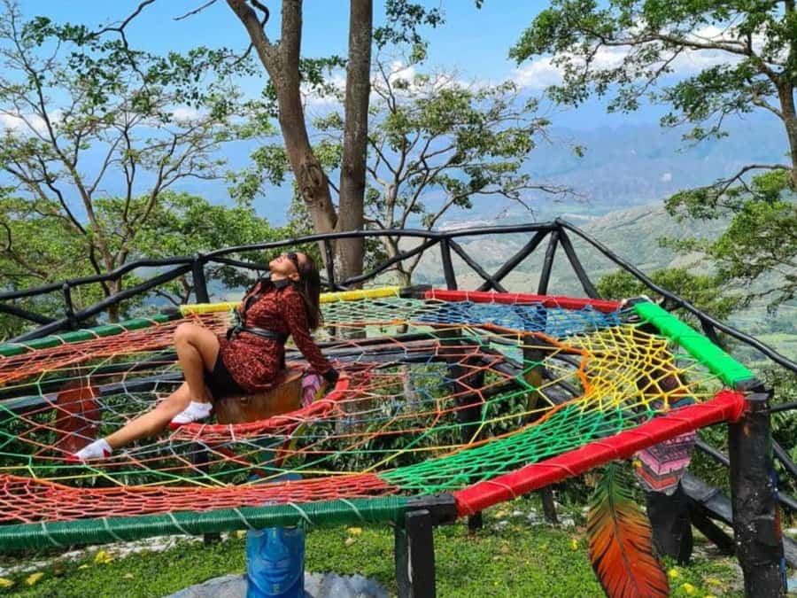 HUILA VIEWPOINTS MANO DEL GIGANTE - A Photo-First Icon You Can Do in One Day