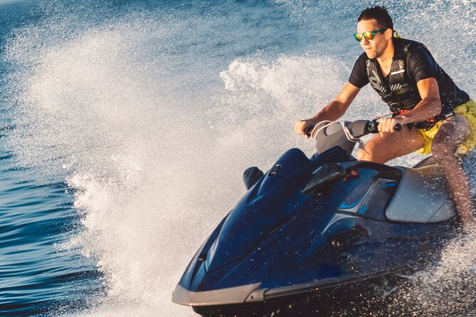 JET SKI Rental - Jet Skiing on El Laguito, with Tierra Bomba in Your View