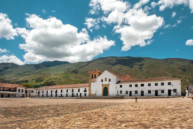 Landscapes & culture: Villa de Leyva from Bogotá - Stop 1: Monasterio del Santo Eccehomo, built in 1695 and shaped by conflict