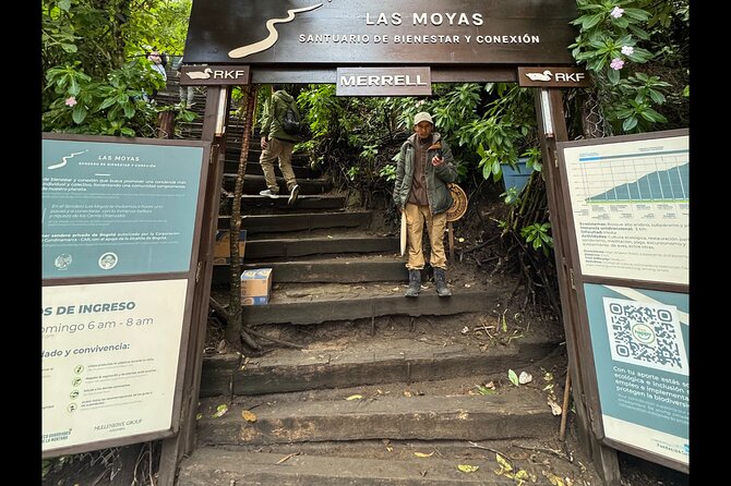Las Moyas Morning Hike: Bogotá’s Best Skyline View + Local Guide - The Ridge Break: Snack Time, Photos, and a Real Sense of Quiet