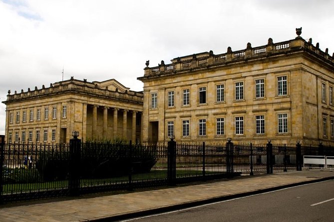 Layover Bogotá Private Tour + Transfer in & Out (4 Hrs.) - Plaza de Bolívar: The Civic Square You Can Feel in Your Bones