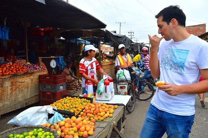 Local Fruit and Market Places Tour - Taste strategy: how to eat a lot without feeling wrecked