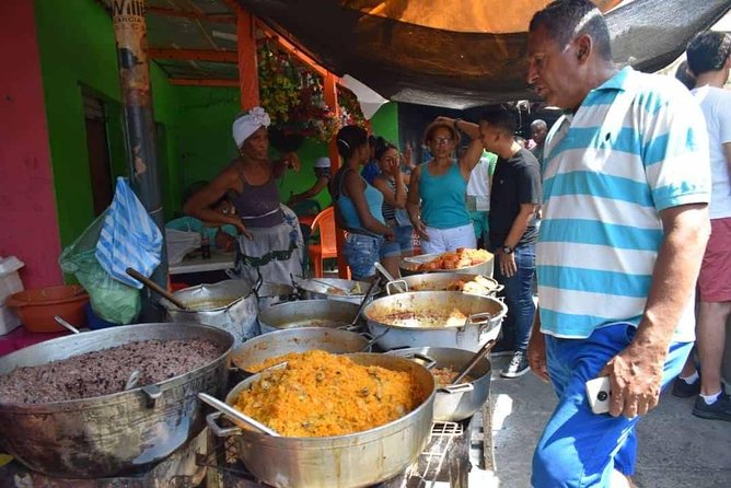 Local immersion in the Bazurto Market - What you will taste, and how soda/Pop fits in