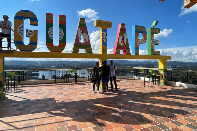 Luxury Small Group Guatape & Penol Day Trip from Medellin (8 Max) - A luxury day, starting with hotel pickup in Medellín