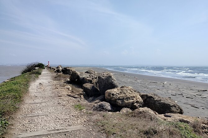 Magdalena River and Bocas de Cenizas Tour - Weather, timing changes, and how to stay calm