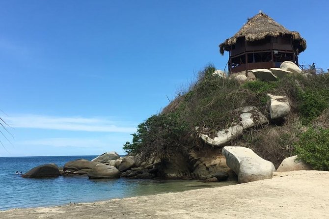 Maravilloso tour Parque Tayrona desde Cartgena, sector Cabo San del Guia - Entering Tayrona: the short rules talk and the jungle path pace