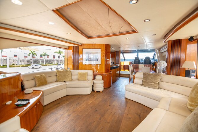 Marlet Sunseeker 82' yacht rental, the largest in Cartagena - Should you book the Marlet Sunseeker 82 yacht charter?