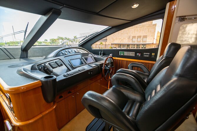 Marlet Sunseeker 82' yacht rental, the largest in Cartagena - FAQ