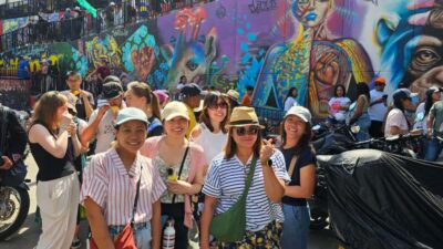 Comuna 13 and Graffiti Guided Tour with a Local