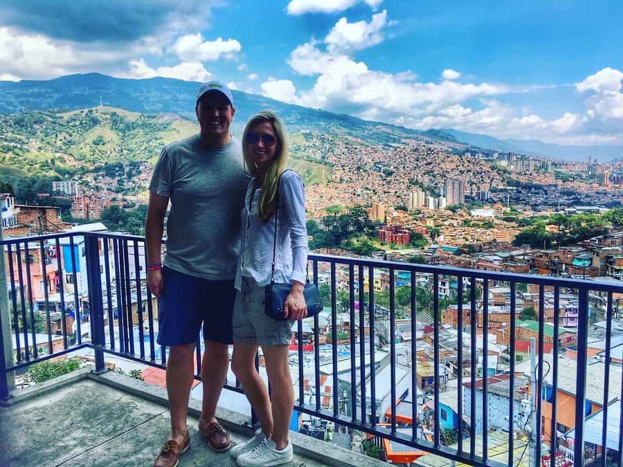Medellín: Comuna 13, Cable Cars and Botero Statues Tour - Safety, Pace, and the Role of a Local Guide