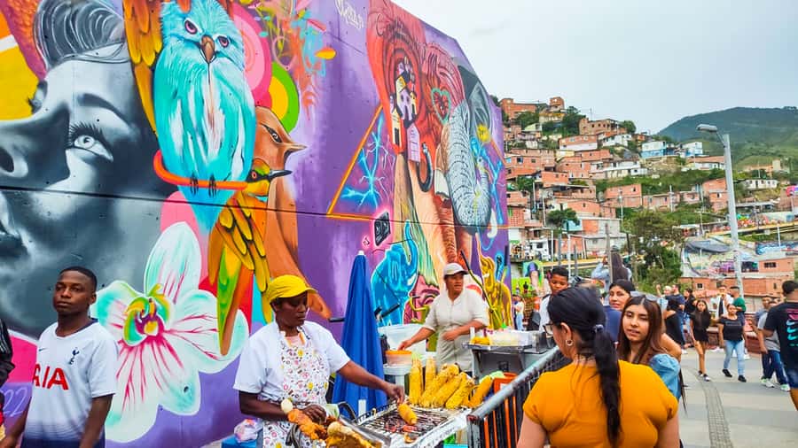 Medellin: Comuna 13 Graffiti Tour, Cable Car & Street Food - Street Dance Show: Art in Motion, Weather Dependent